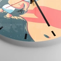 Clock face with lines