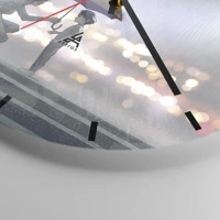 Clock face with lines