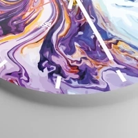 Clock face with lines