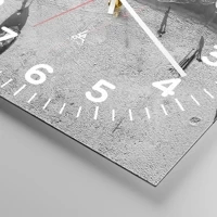 Clock face with numbers