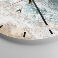 Clock face with lines