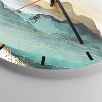 Clock face with lines