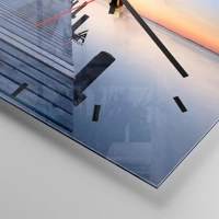 Clock face with lines