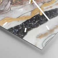 Clock face with lines