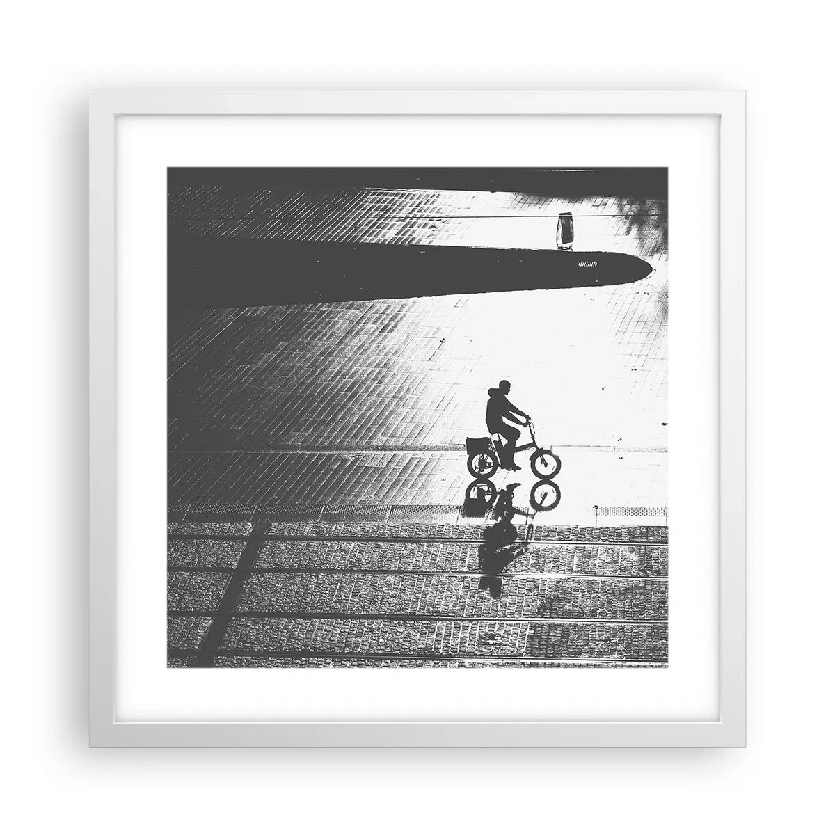 Poster in white frmae - Straight ahead, through the City - 40x40 cm