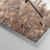 Clock face with lines