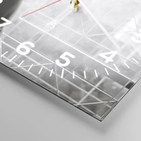 Clock face with numbers