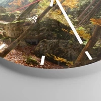 Clock face with lines