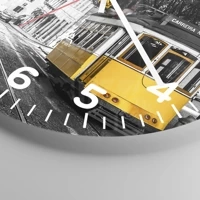 Clock face with numbers