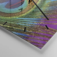 Clock face with lines