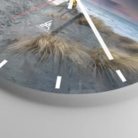 Clock face with lines