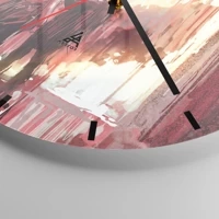 Clock face with lines