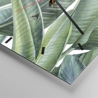 Clock face with lines