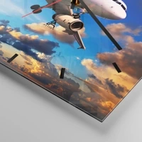 Clock face with lines