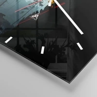 Clock face with lines