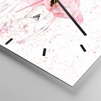 Clock face with lines