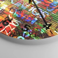 Clock face with numbers