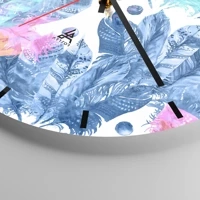 Clock face with lines