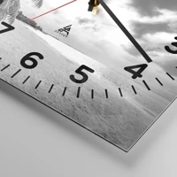 Clock face with numbers