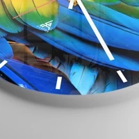 Clock face with lines