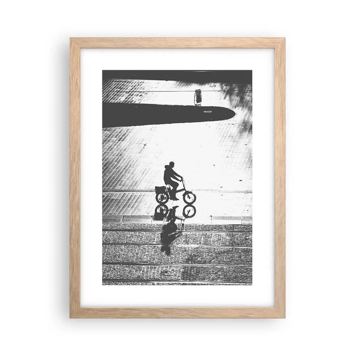 Poster in light oak frame - Straight ahead, through the City - 30x40 cm