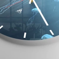 Clock face with lines