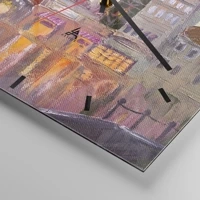 Clock face with lines