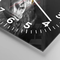 Clock face with numbers