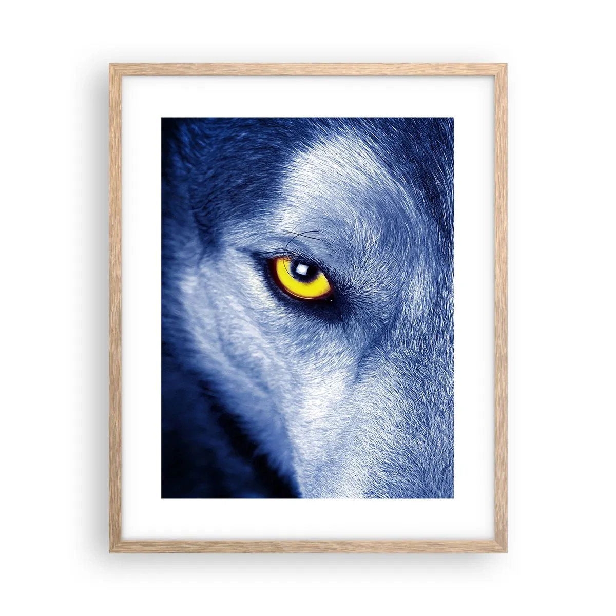 Poster in light oak frame - Mesmerising Look - 40x50 cm