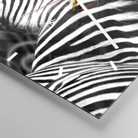 Clock face with lines