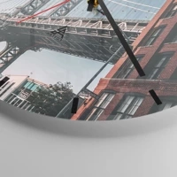 Clock face with lines