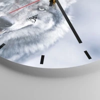 Clock face with lines