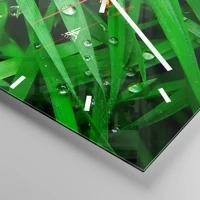 Clock face with lines