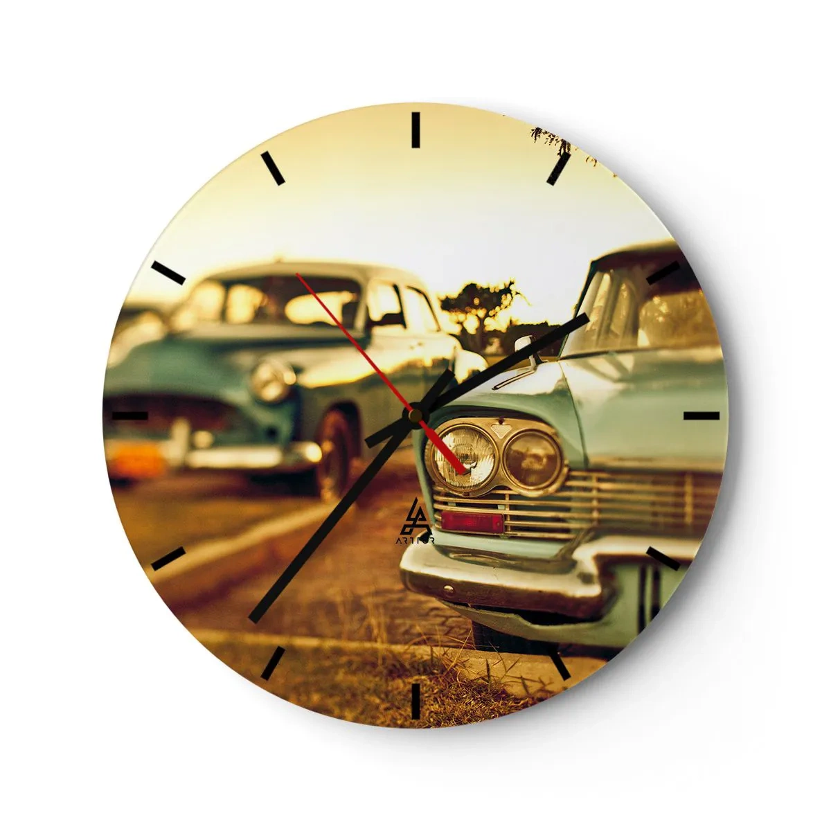 Wall clock - Clock on glass - Two classic retro cars against a sunset background - 30x30cm - We Wait and See - Modern wall decoration for the living room, kitchen, and bedroom ARTTOR