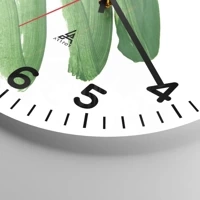 Clock face with numbers