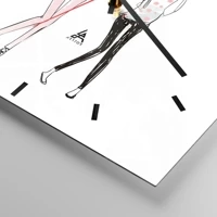 Clock face with lines