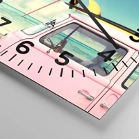 Clock face with numbers