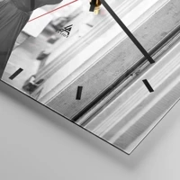 Clock face with lines