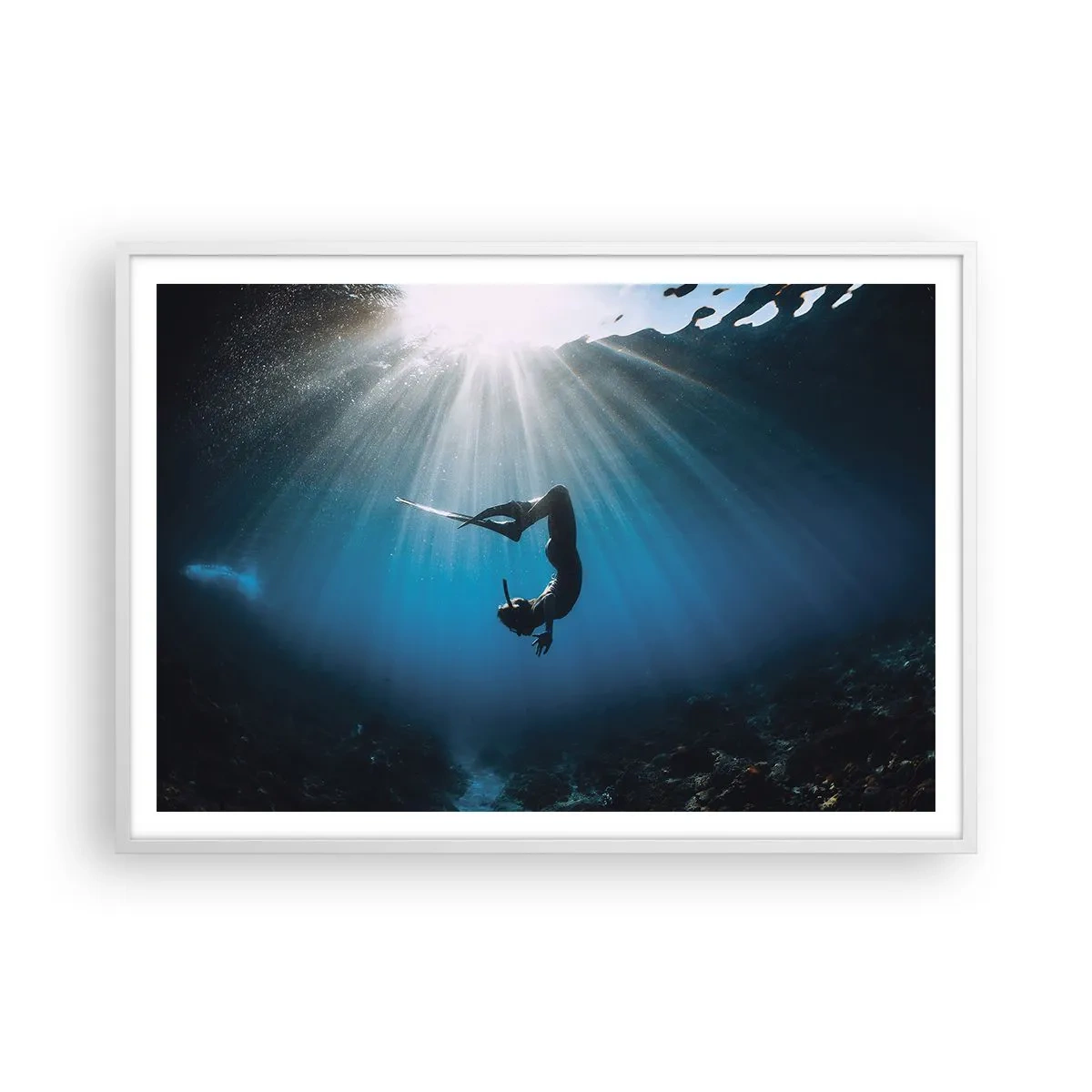 Poster in white frmae - Underwater dance - 100x70 cm