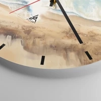 Clock face with lines