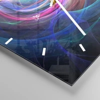 Clock face with lines