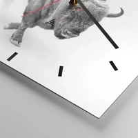 Clock face with lines