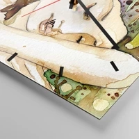 Clock face with lines