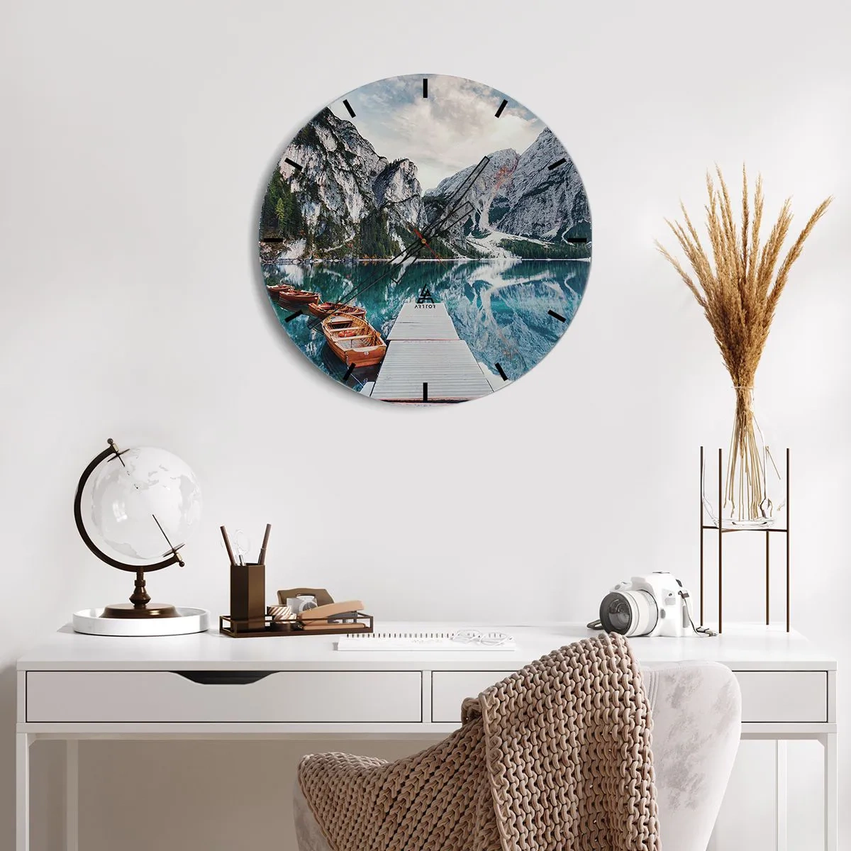 Wall clock - Clock on glass - We Will Show You Beauty - 40x40 cm