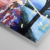 Clock face with lines