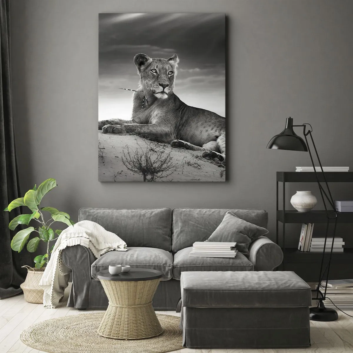 Canvas picture - Queen of Desert Is Resting - 80x120 cm