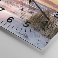Clock face with numbers