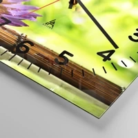 Clock face with numbers