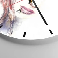 Clock face with lines