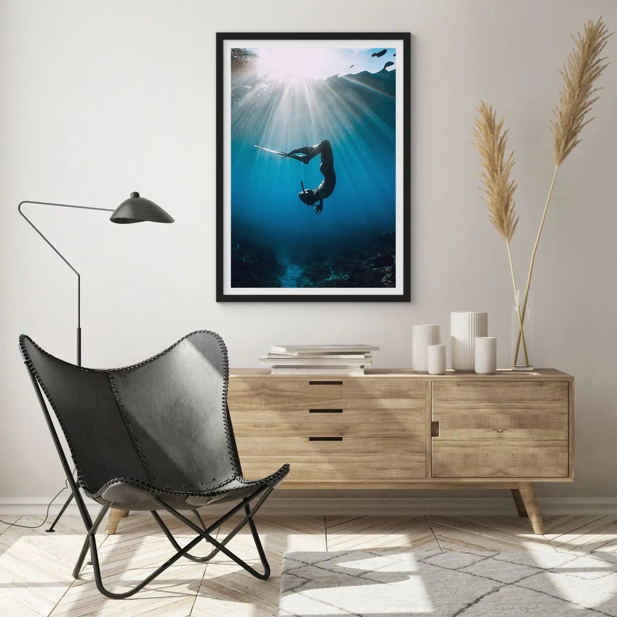 Poster in black frame - Underwater dance - 40x50 cm